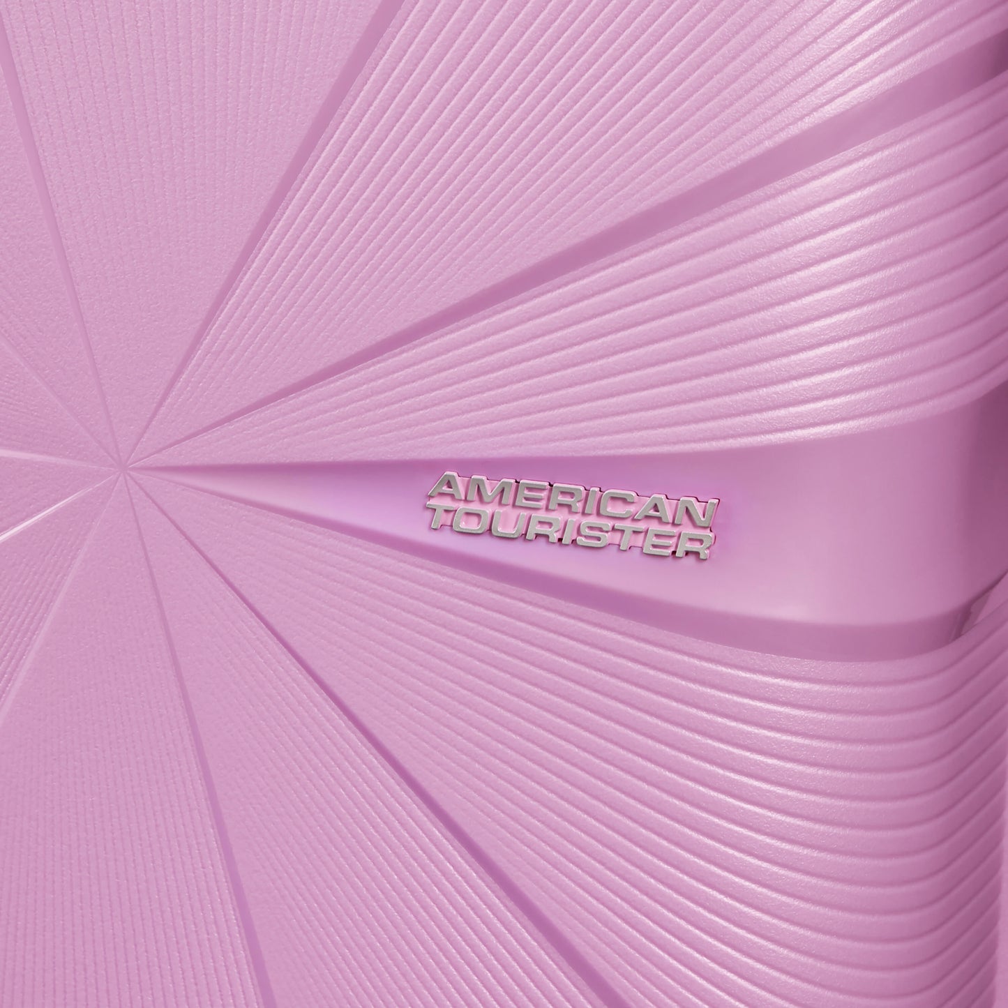 American Tourister Starvibe Spinner Hardside Grand
