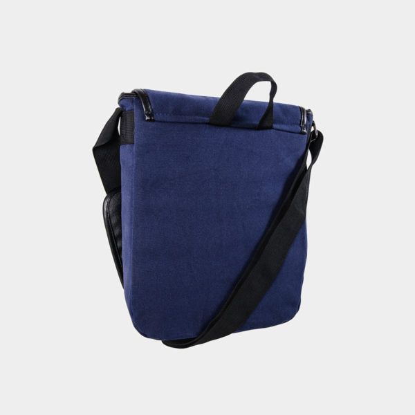 Roots 73 12 "Sac Messenger en Tablier"