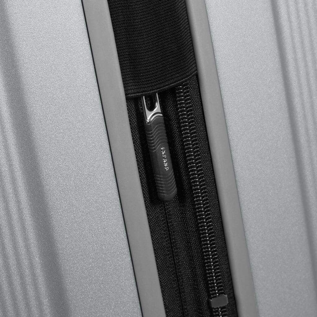 Samsonite Nuon Medium Hardside Luggage