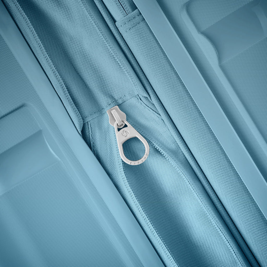 Samsonite Outline Pro Spinner Carry-On Hardside Luggage