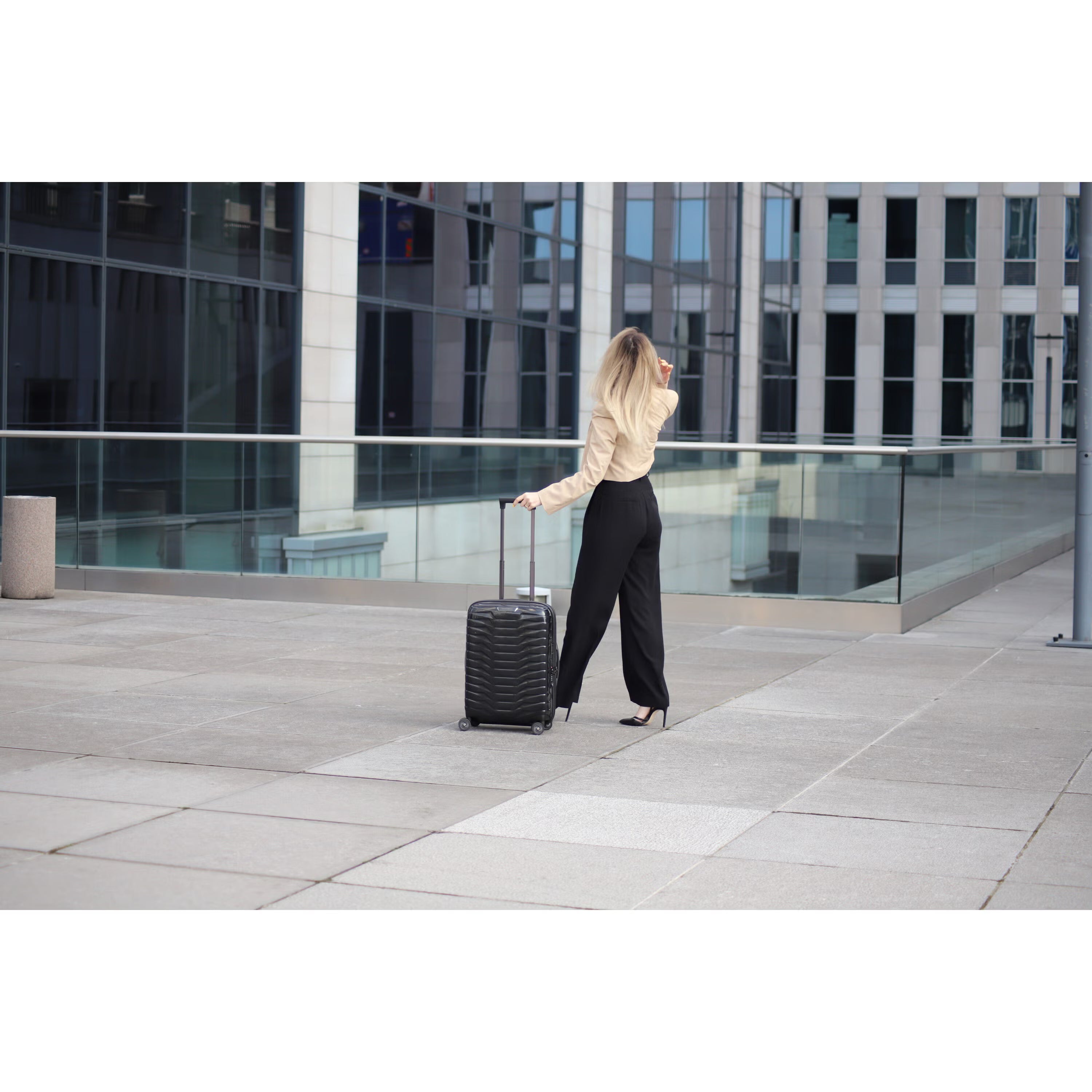 Samsonite Proxis Valise cabine rigide extensible à roulettes