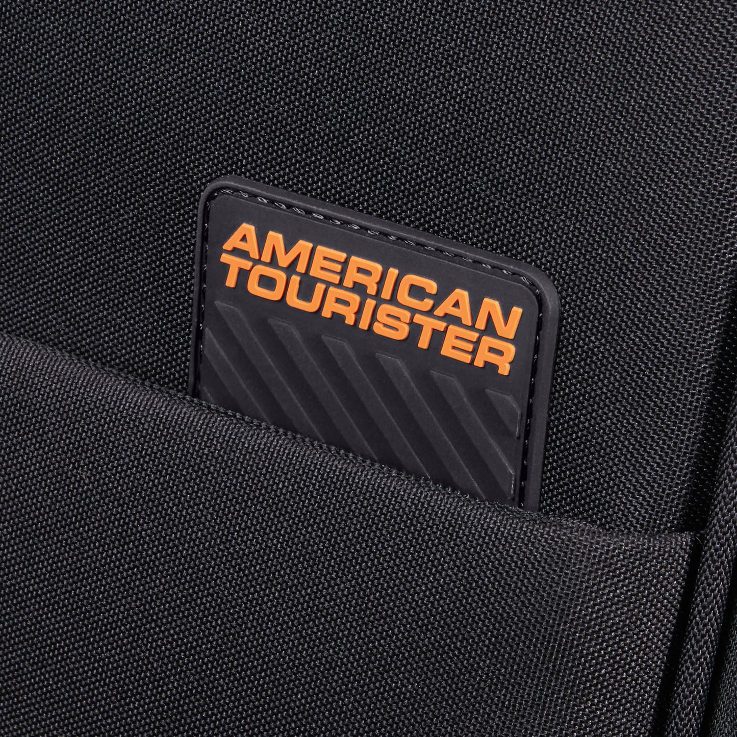 American Tourister Sun Break Spinner Medium Expandable Softside Luggage