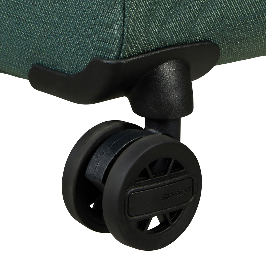 Samsonite Vaycay Spinner Large Expandable Softside Luggage