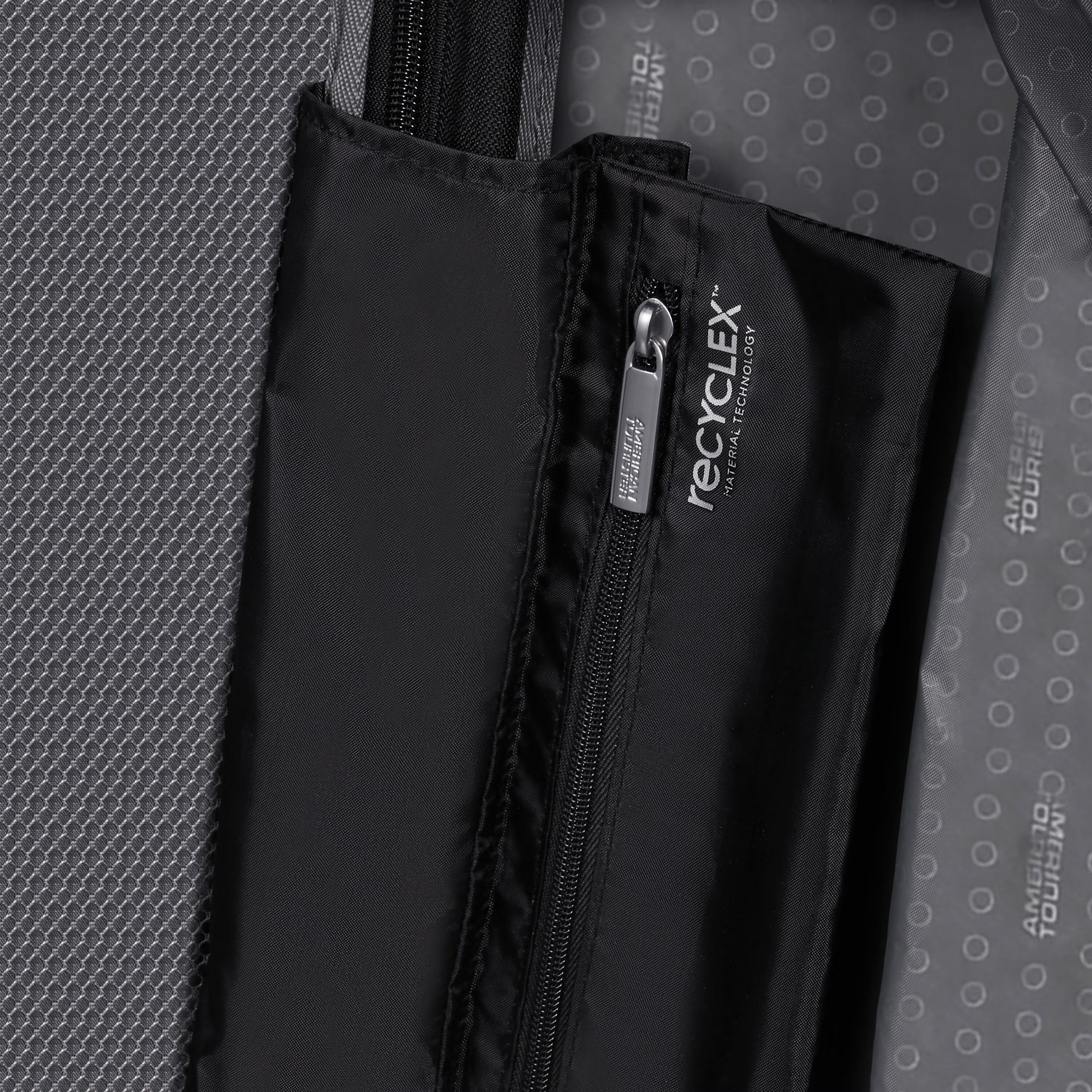 American Tourister Starvibe Spinner Carry-On Hardside Luggage