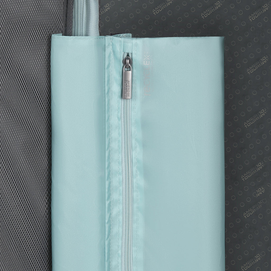 American Tourister Starvibe Spinner Carry-On Hardside Luggage