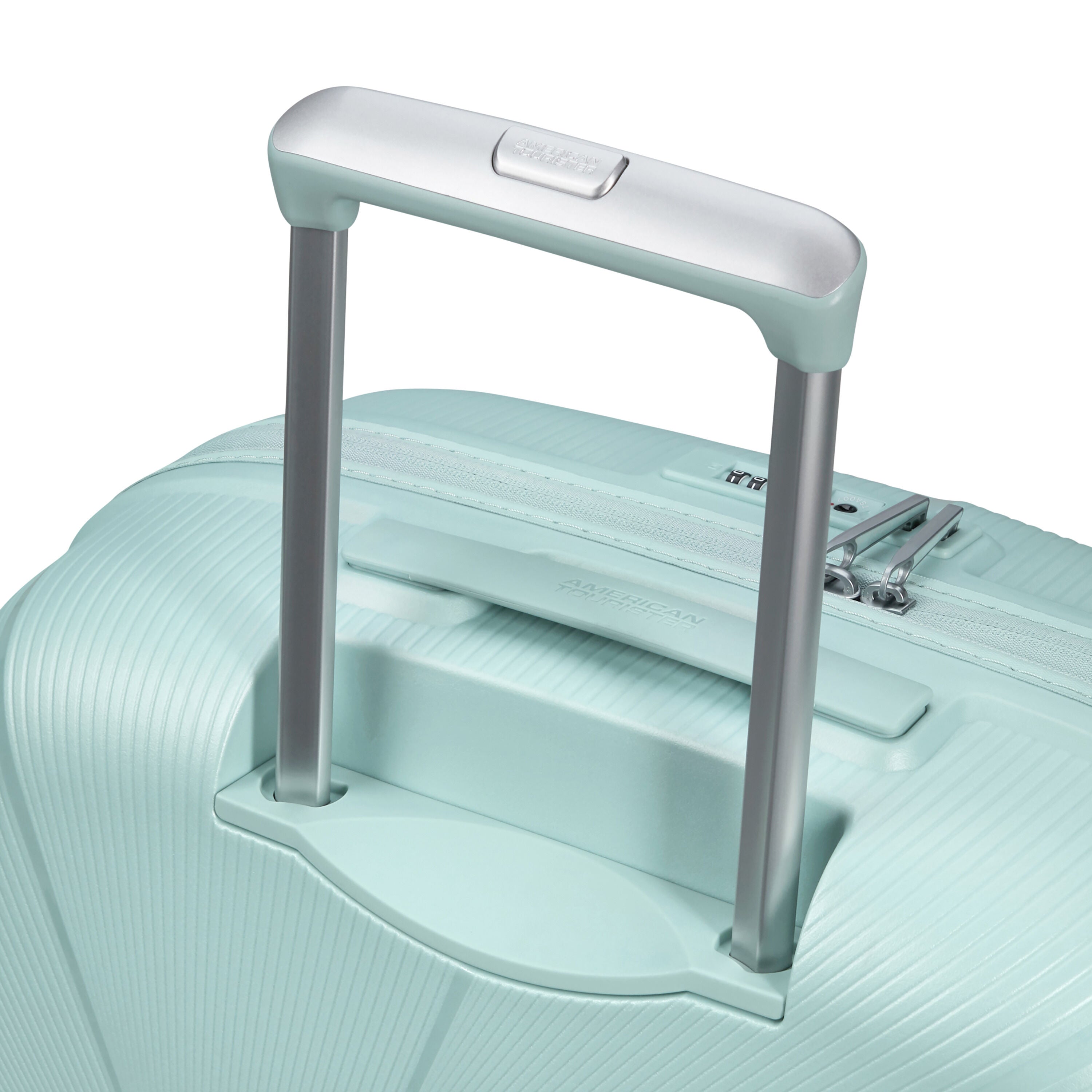 American Tourister Starvibe Spinner Medium Expandable Hardside Luggage