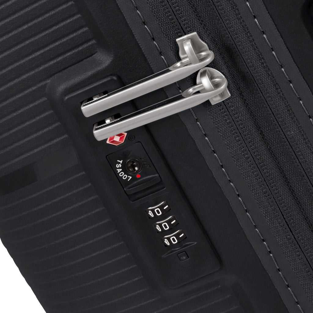 American Tourister Starvibe Spinner Large Expandable Hardside Luggage