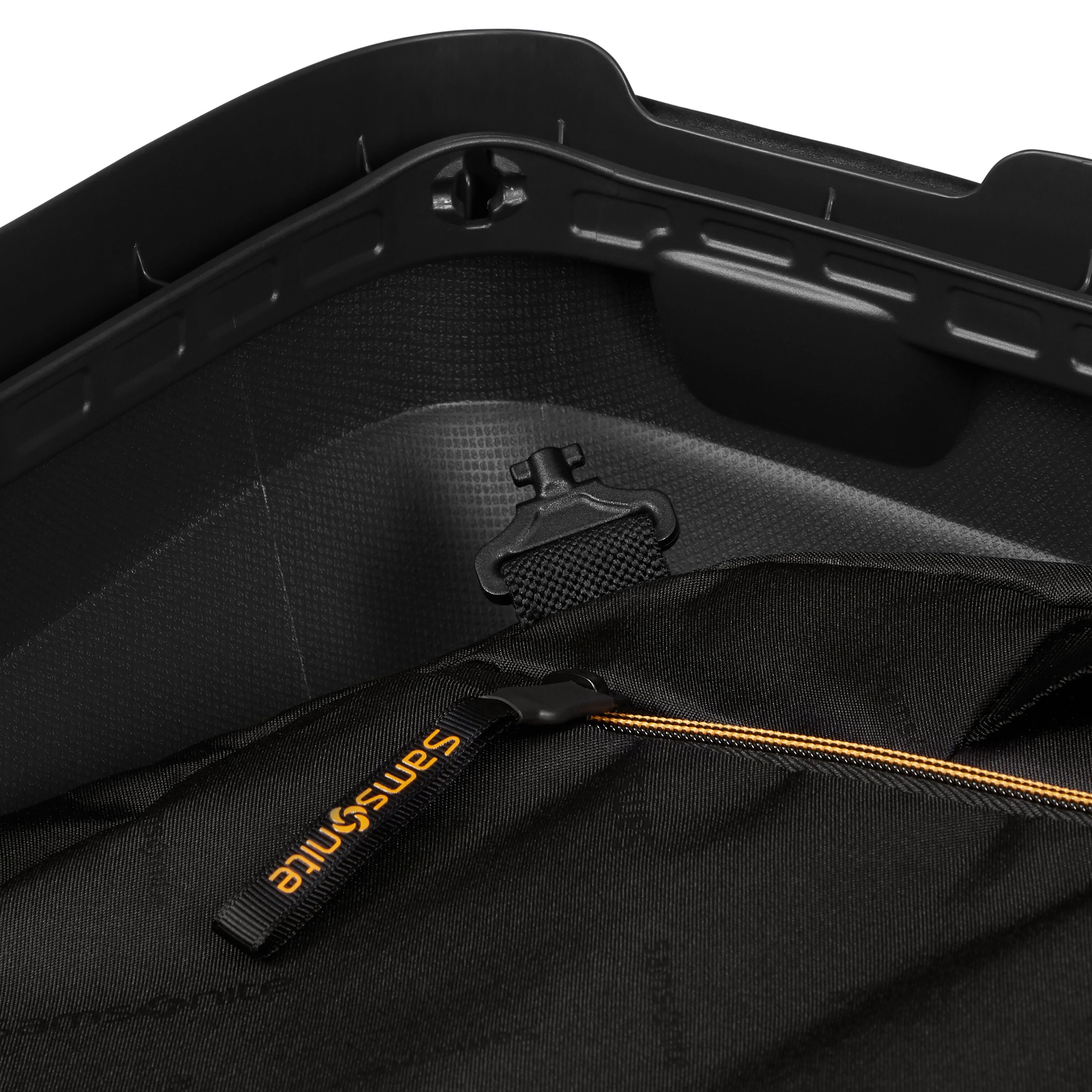 Samsonite Essens Spinner Carry-On Hardside Luggage