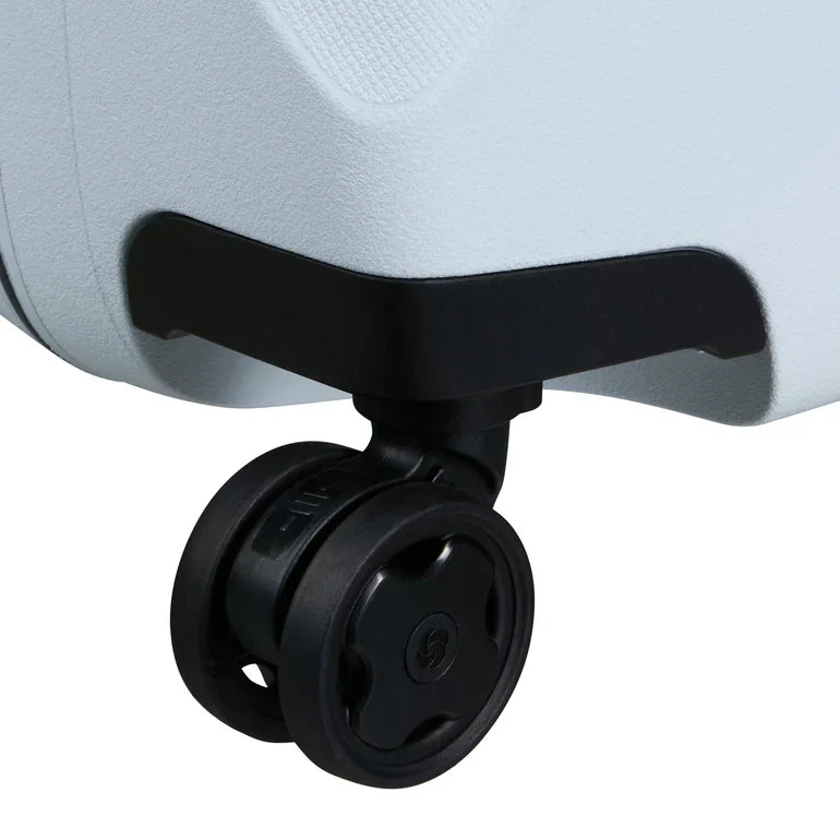 Samsonite Essens Spinner Carry-On Hardside Luggage