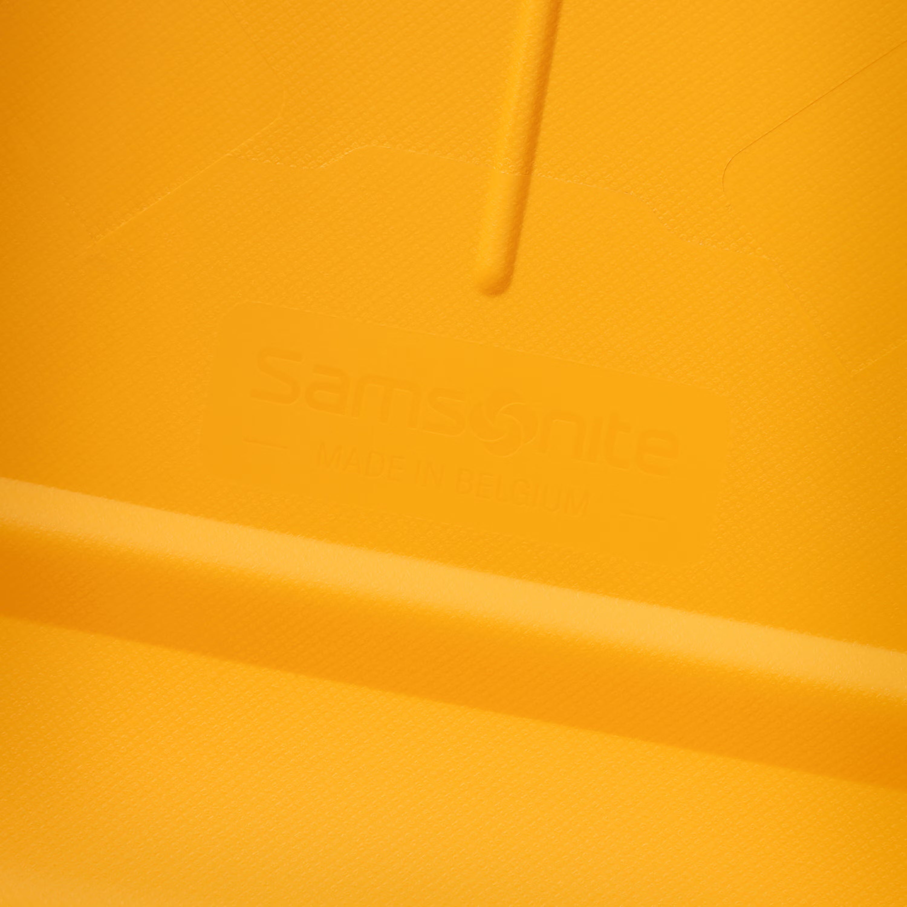 Samsonite Essens Valise rigide moyenne à roulettes