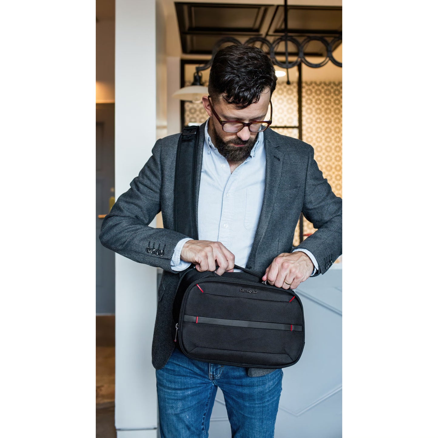 Samsonite Xenon 4.0 Commuter Sling Pack - Black