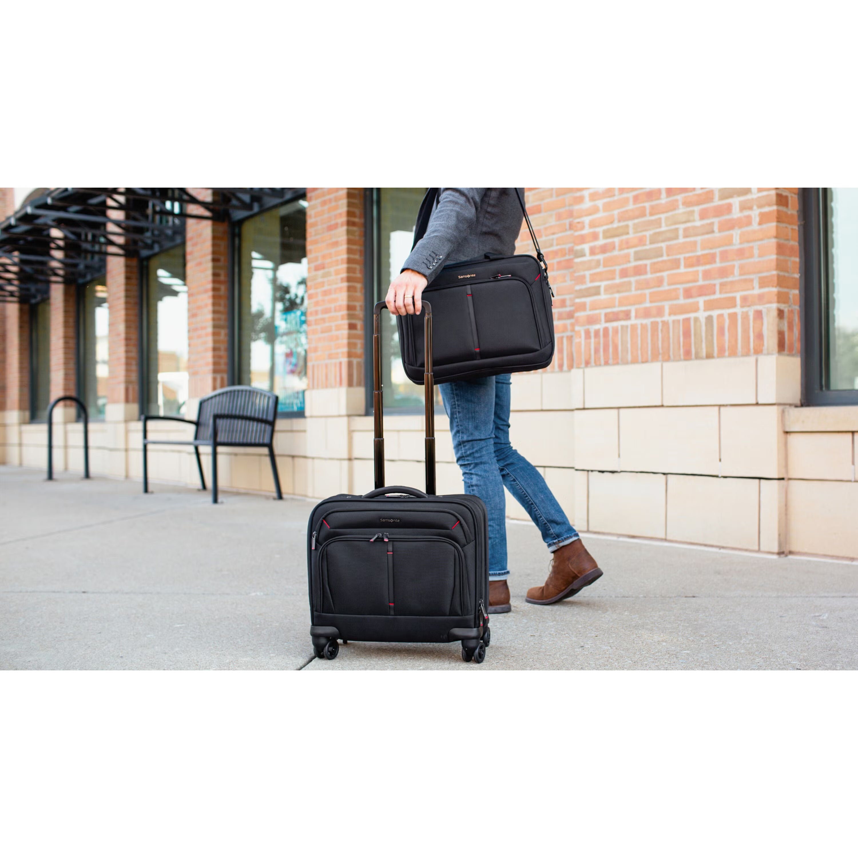 Samsonite Xenon 4.0 Spinner Mobile Office 15.6" - Black