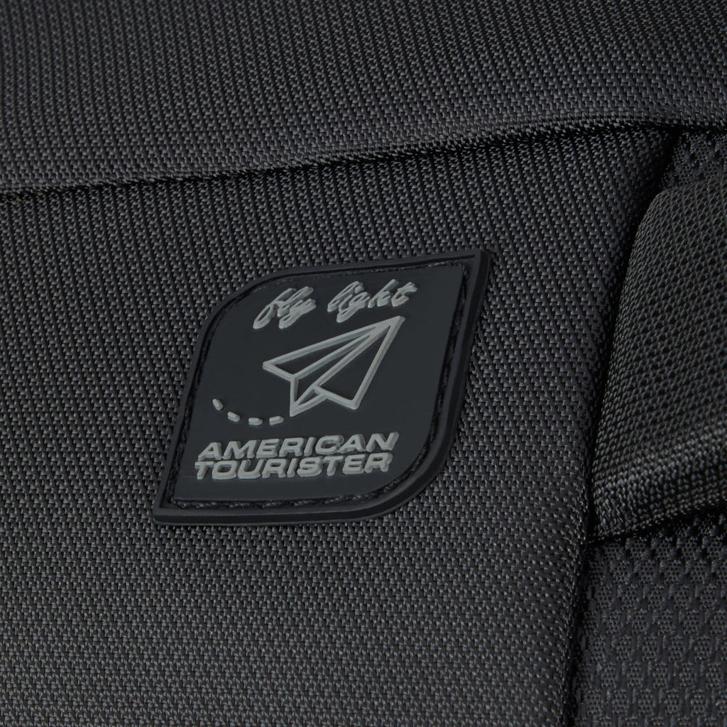 American Tourister Summerride Spinner Medium Expandable Softside Luggage