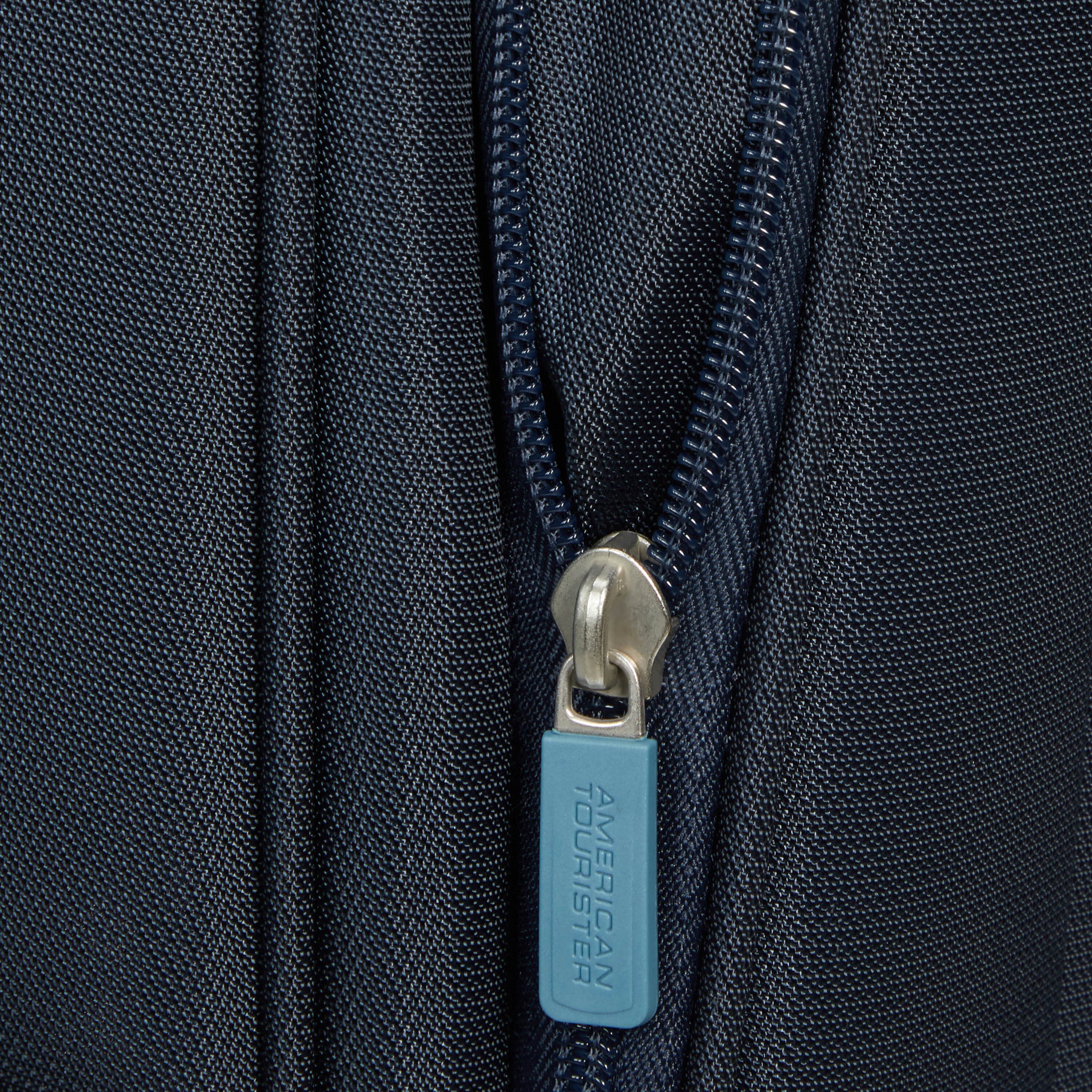 American Tourister Summerride Spinner Medium Expandable Softside Luggage