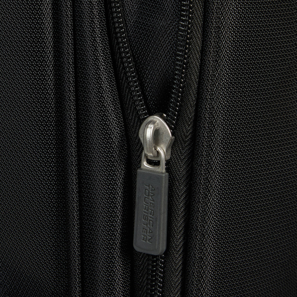 American Tourister Summerride Spinner Large Expandable Softside Luggage