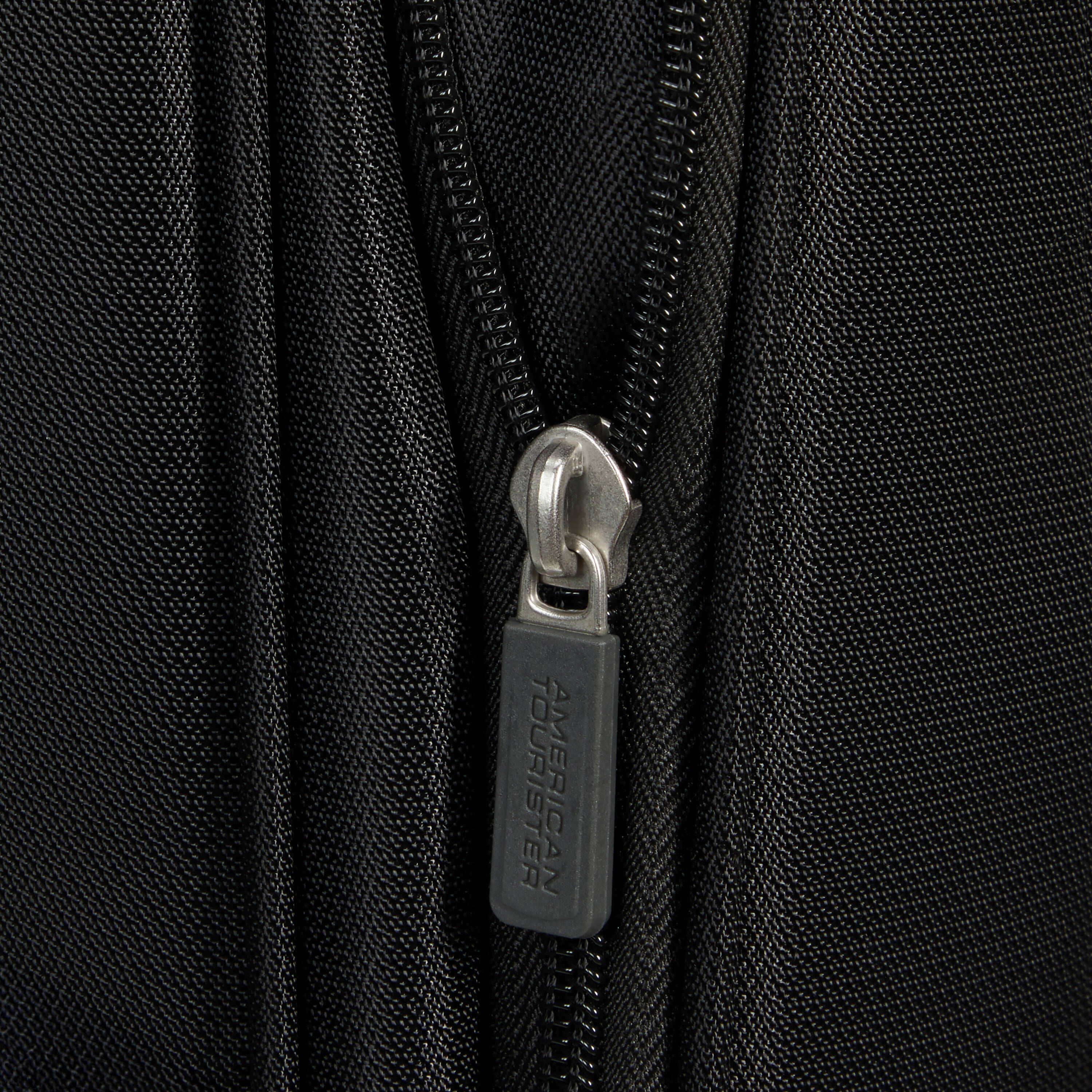 American Tourister Summerride Spinner Large Expandable Softside Luggage