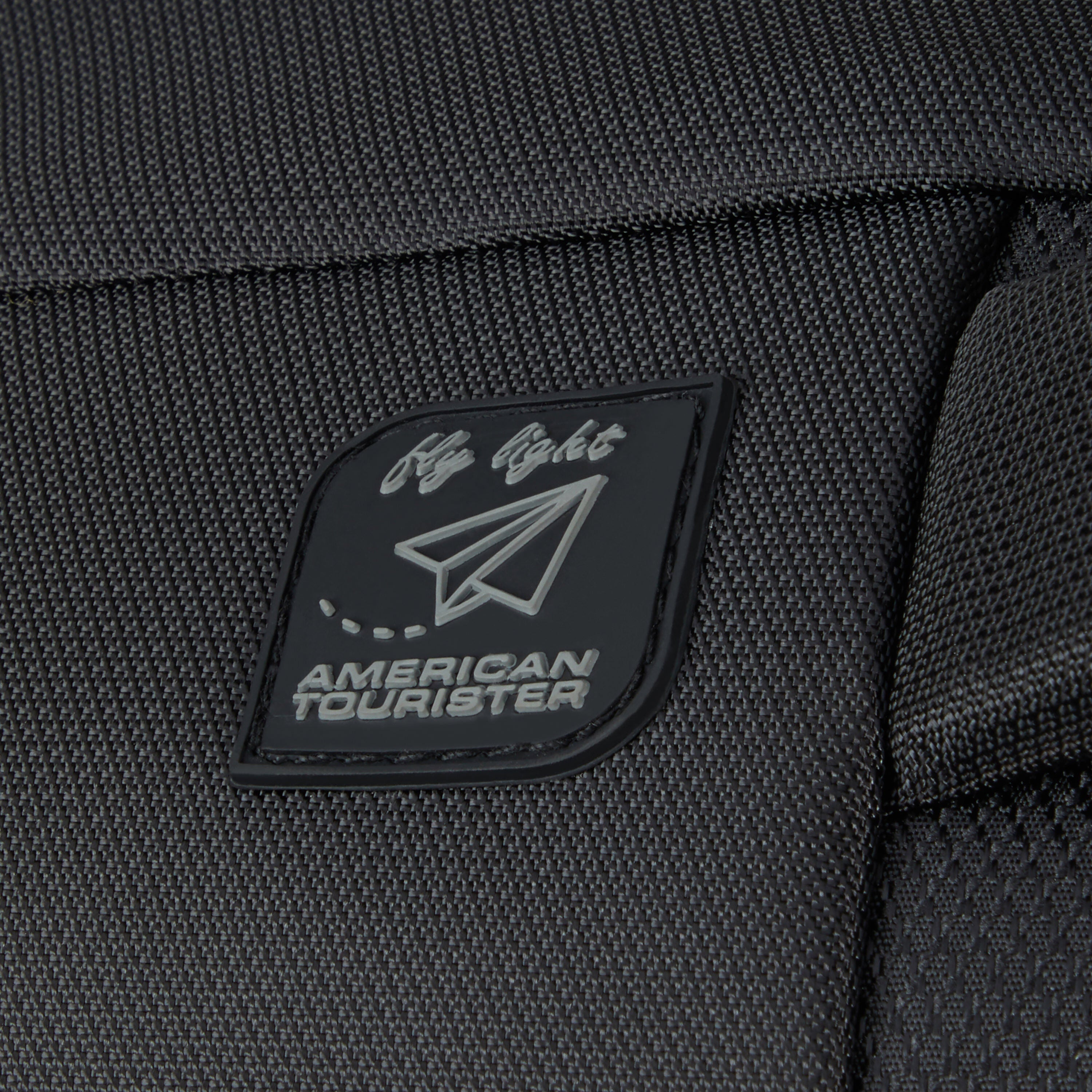 American Tourister Summerride Spinner Large Expandable Softside Luggage