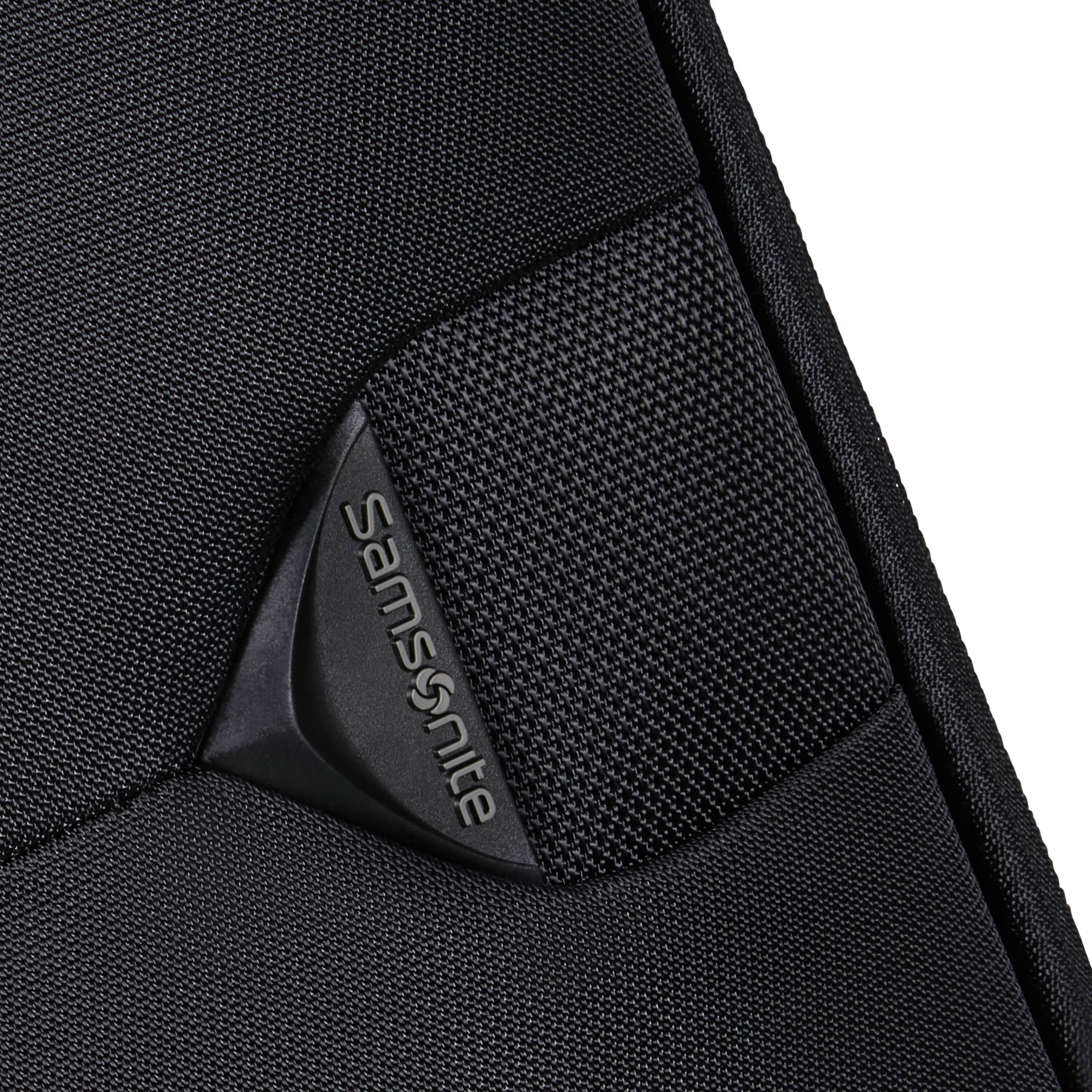 Samsonite Urbify Spinner Medium Expandable Softside Luggage