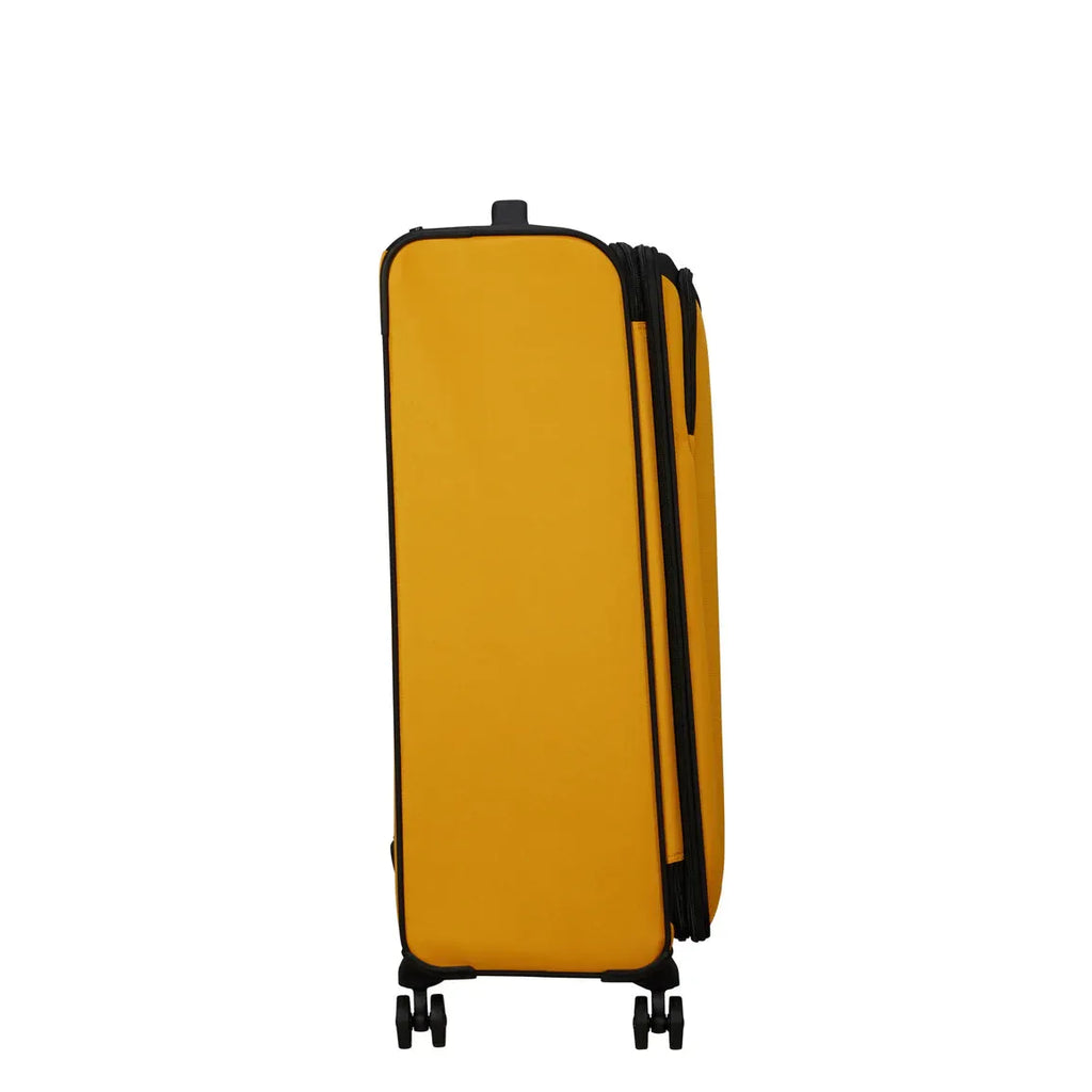 American Tourister Daring Dash Spinner Large Expandable Softside Luggage