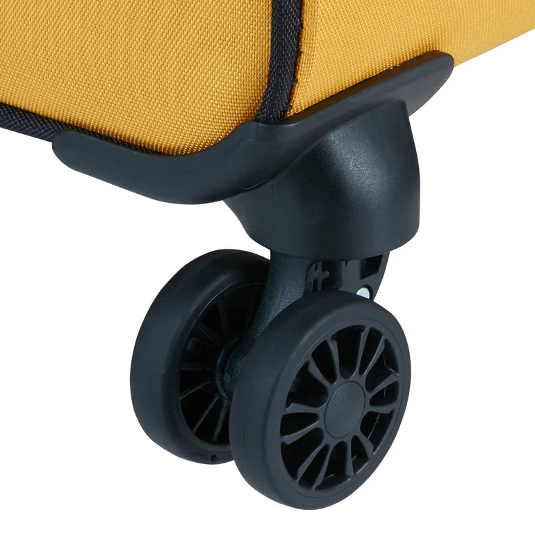 American Tourister Daring Dash Softside Medium Luggage - Black/Yellow