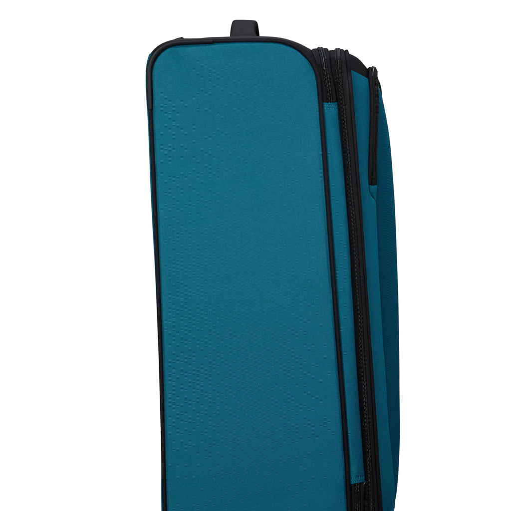 American Tourister Daring Dash Spinner Large Expandable Softside Luggage