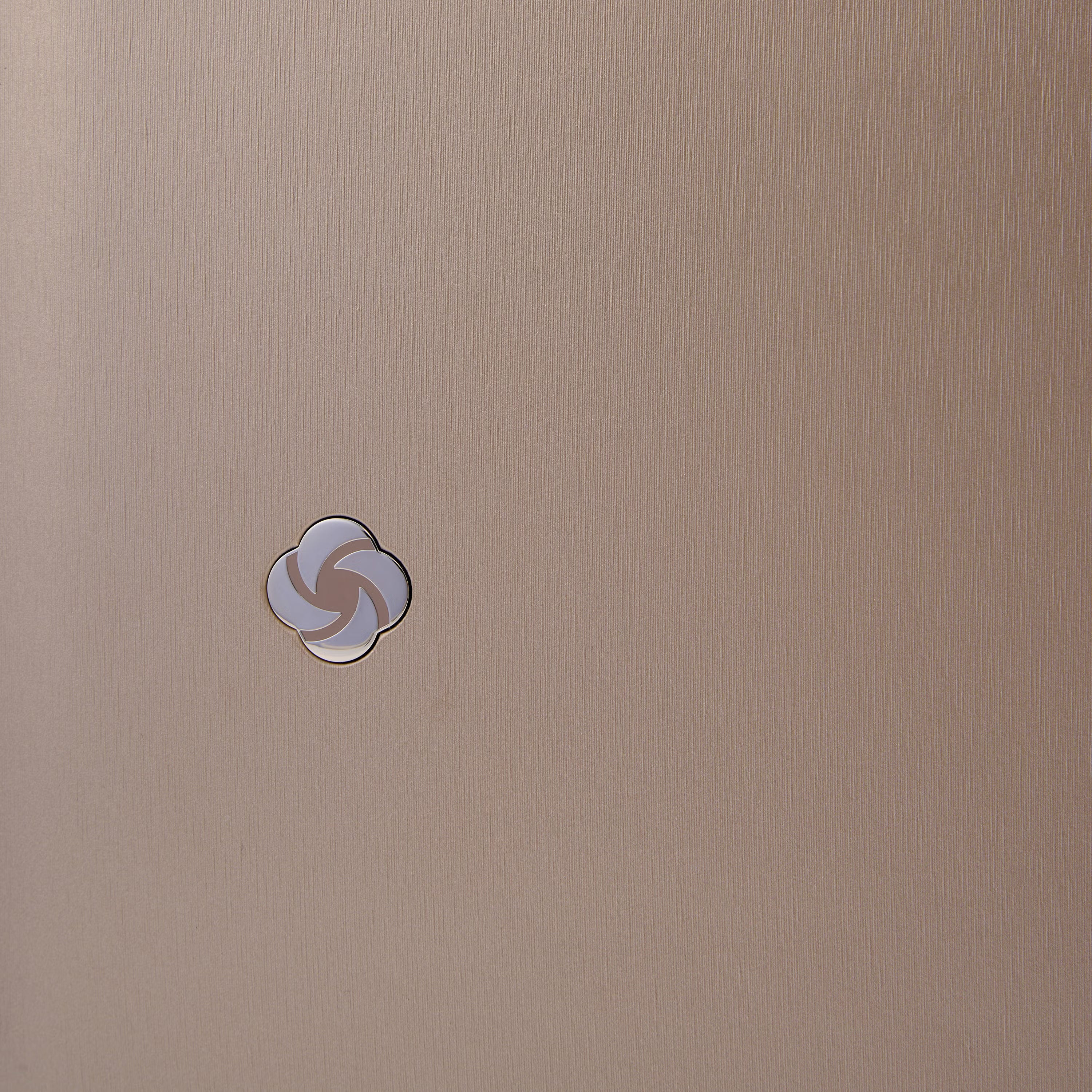 Samsonite Evoa Z Spinner Carry-On Hardside Luggage