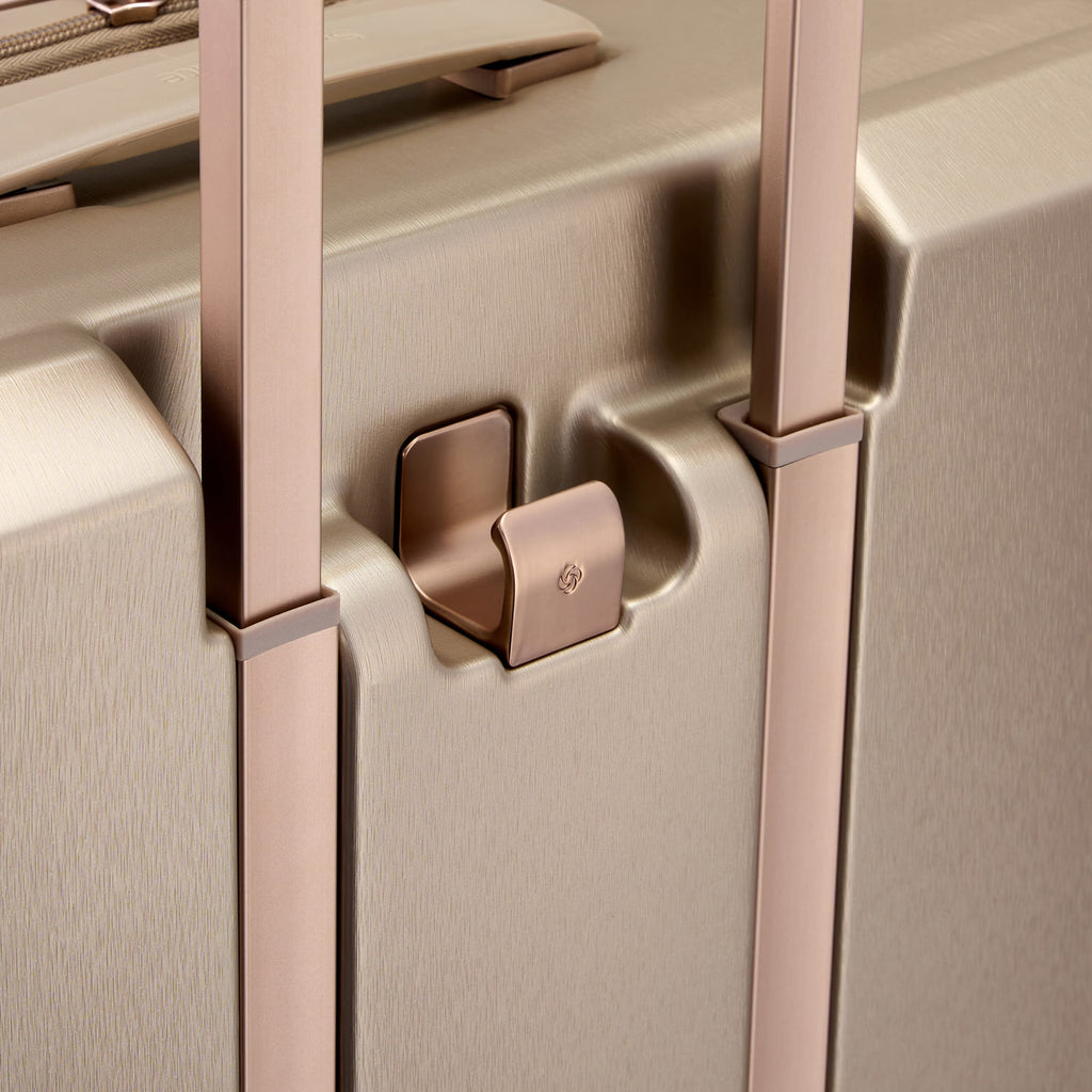 Samsonite Evoa Z Spinner Medium Expandable Hardside Luggage