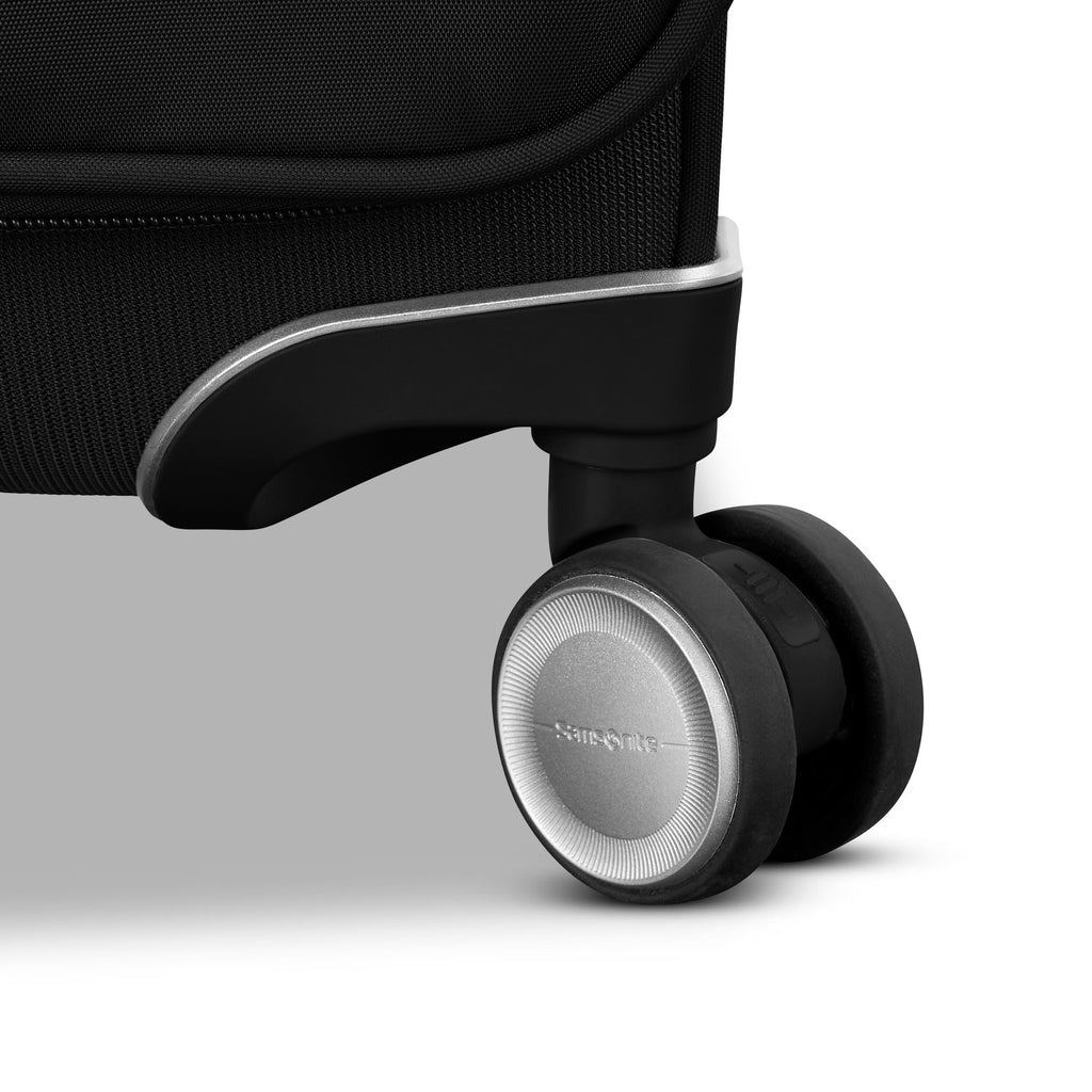 Samsonite Silhouette 18 Spinner Carry-On 14" Softside Luggage - Black