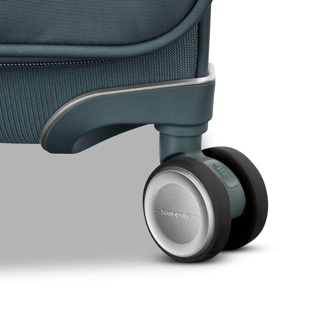 Samsonite Silhouette 18 Spinner Medium Expandable Softside Luggage - Black