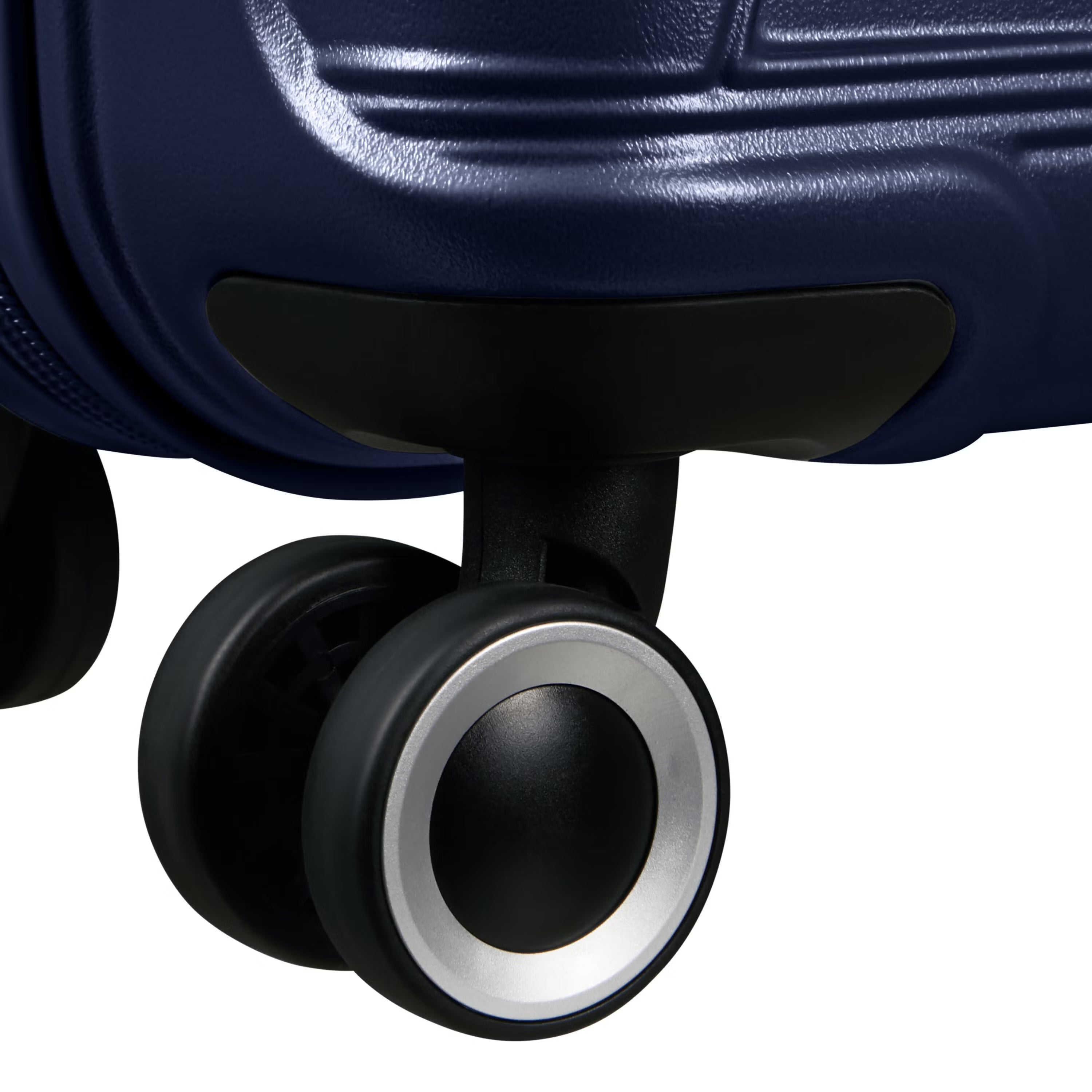 American Tourister Surftime Spinner Medium Expandable Luggage