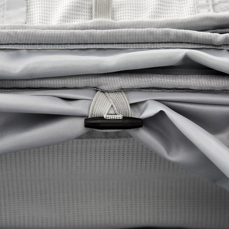 High Sierra Hi-Life Travel Backpack Expandable 17" - Black/Blue