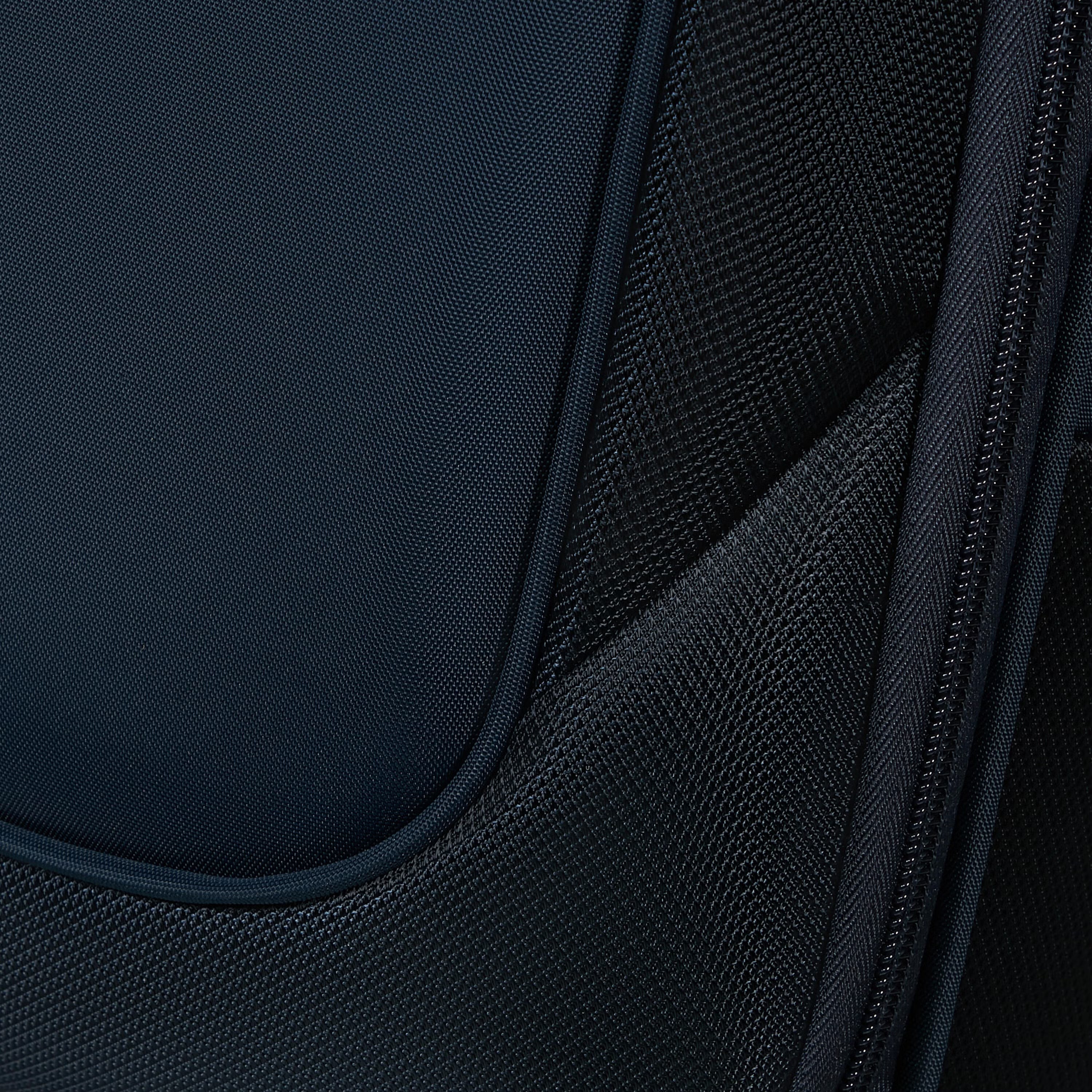 Samsonite Re-Lite Upright Underseater 13"