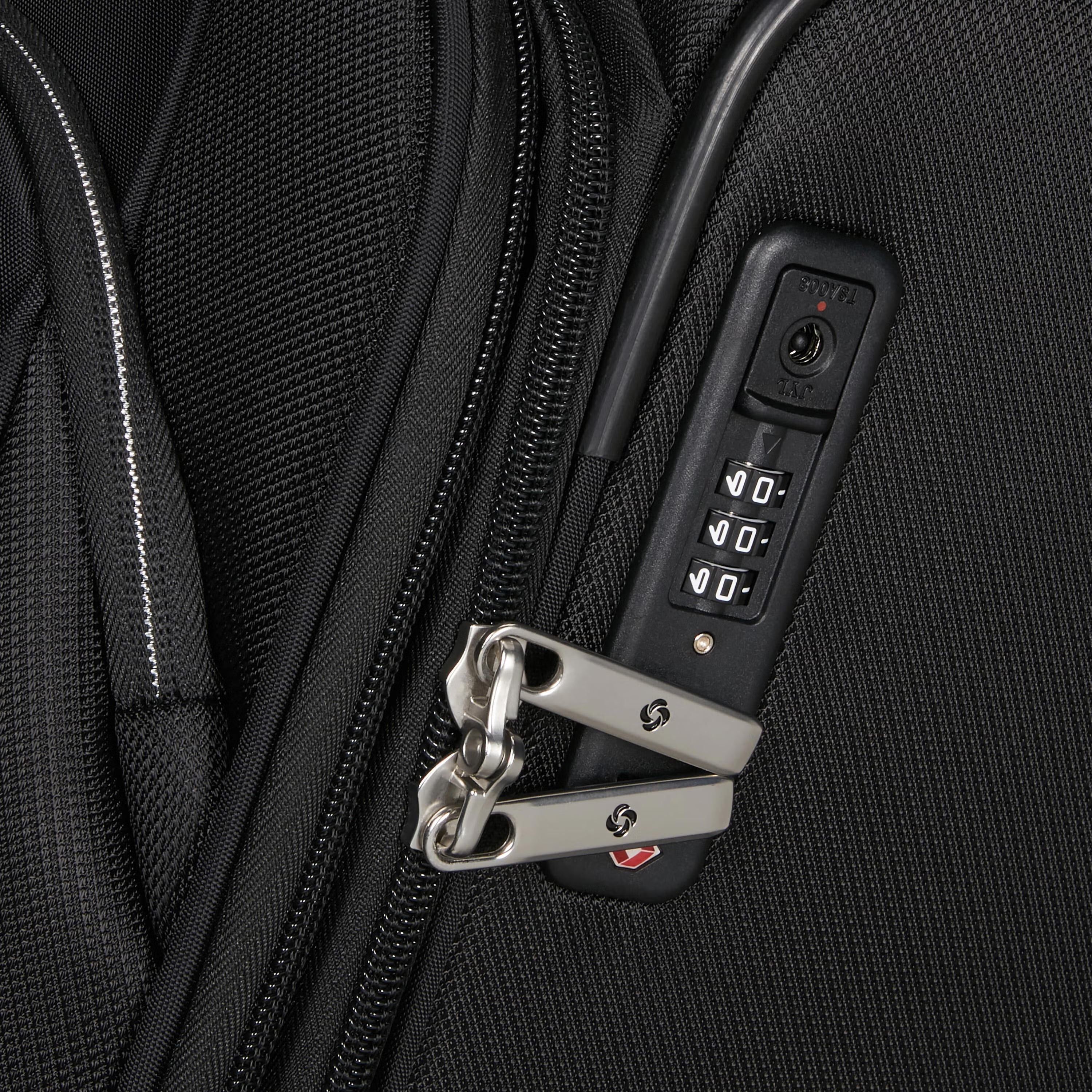 Samsonite Re-Lite Spinner Medium Expandable Softside Luggage