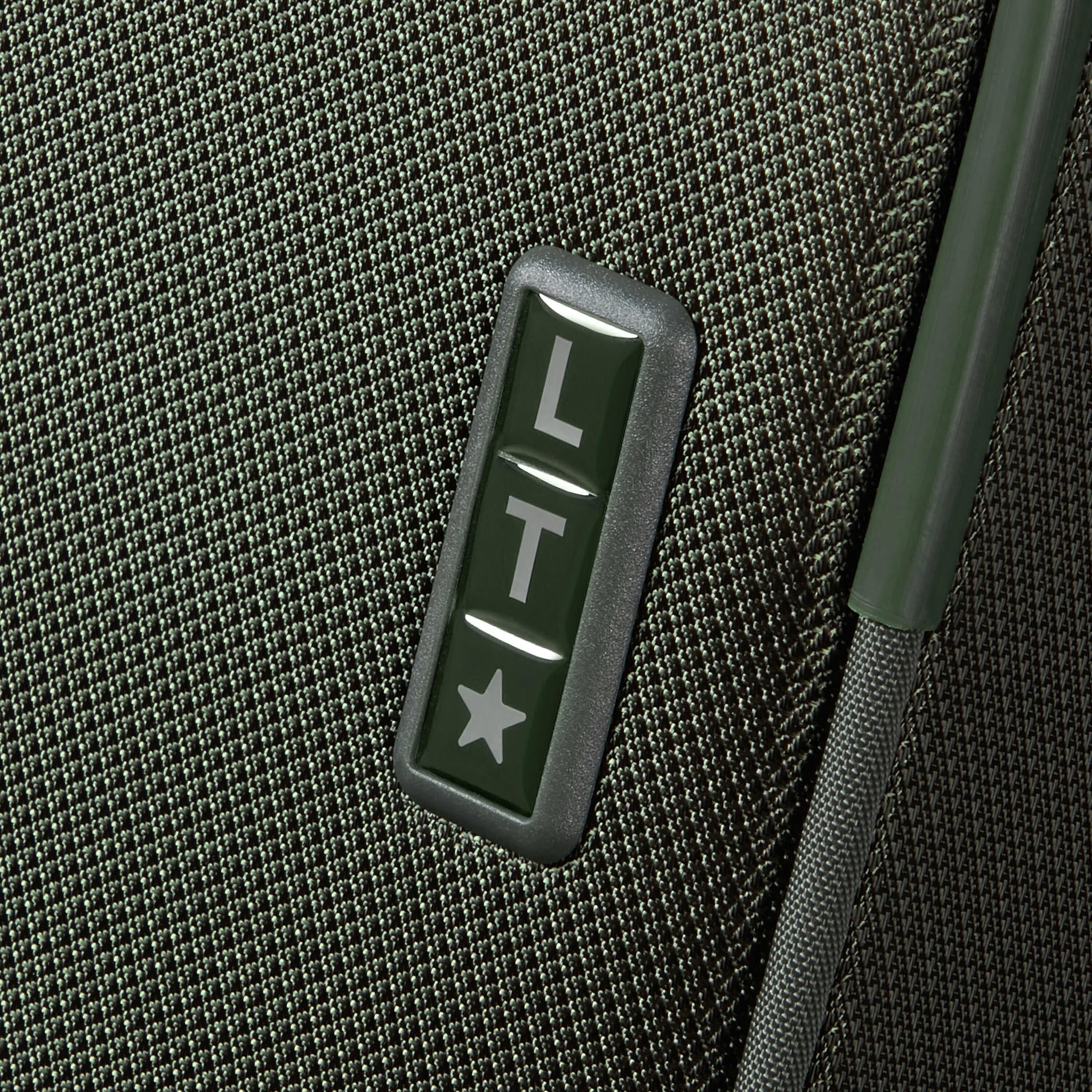 Samsonite Re-Lite Spinner Large Expandable Softside Luggage