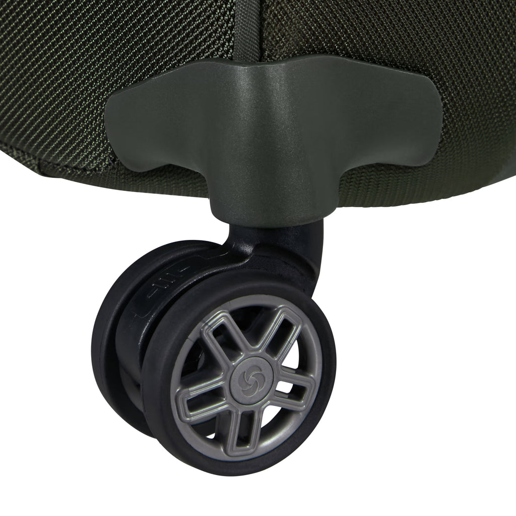 Samsonite Re-Lite Spinner Large Expandable Softside Luggage