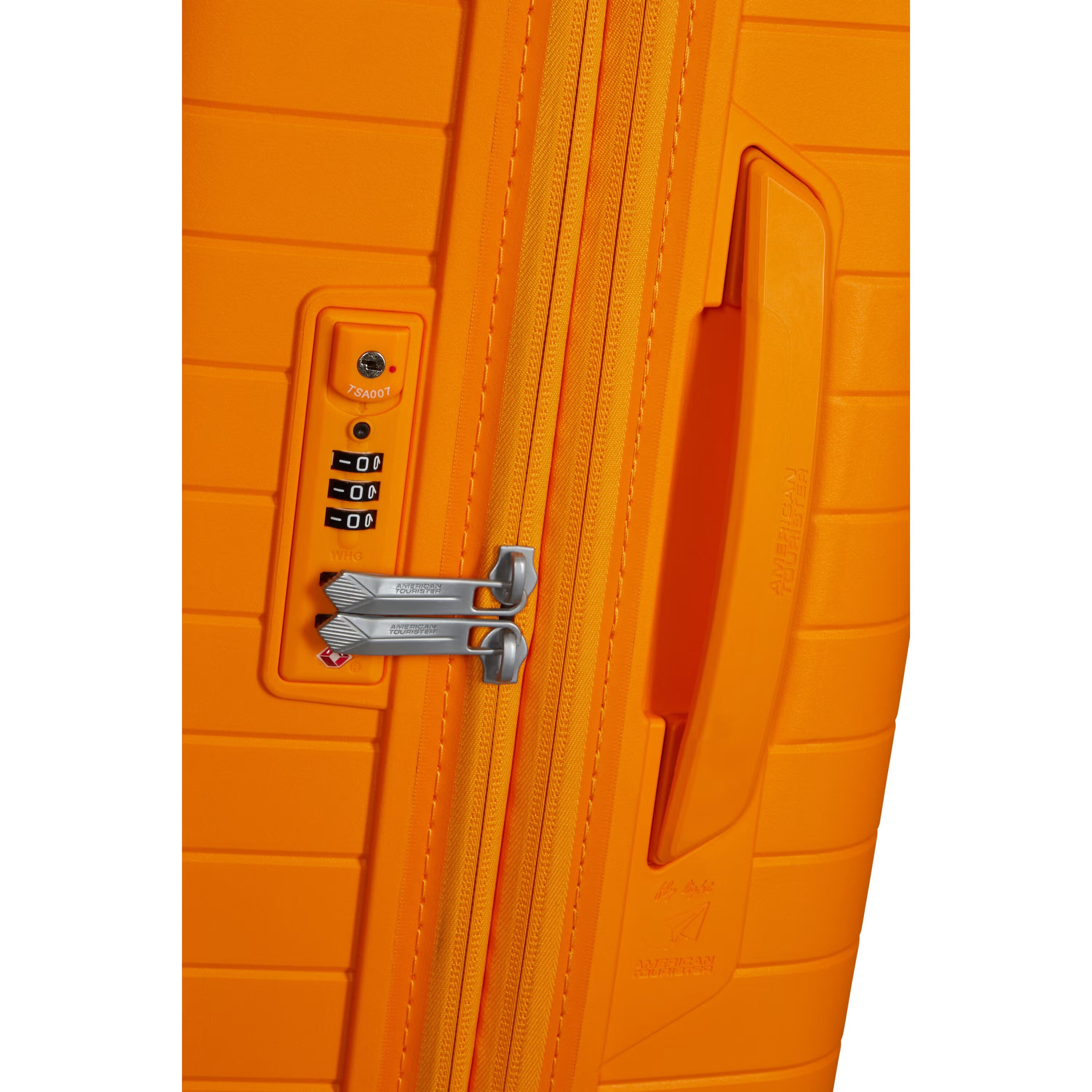 American Tourister Fastforward Hardside Carry On