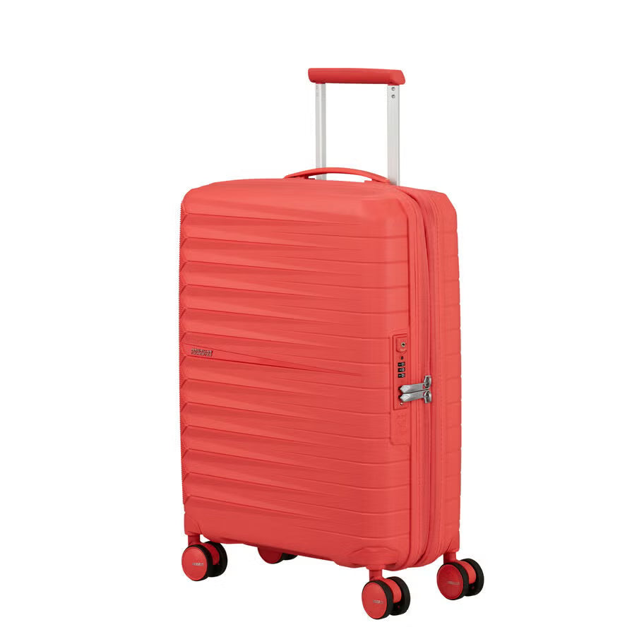 American Tourister Fastforward Hardside Carry On
