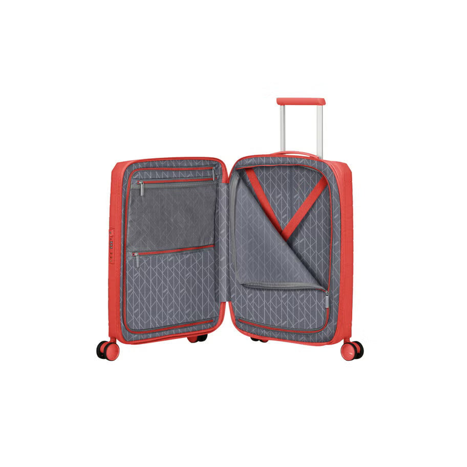 American Tourister Fastforward Hardside Carry On