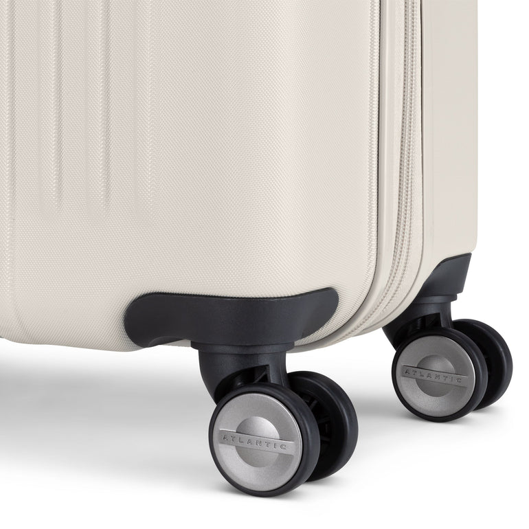 Atlantic Propeller Hardside Large Spinner Luggage