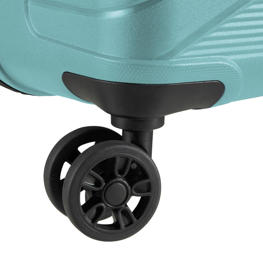 American Tourister Airconic Spinner Medium Hardside Luggage