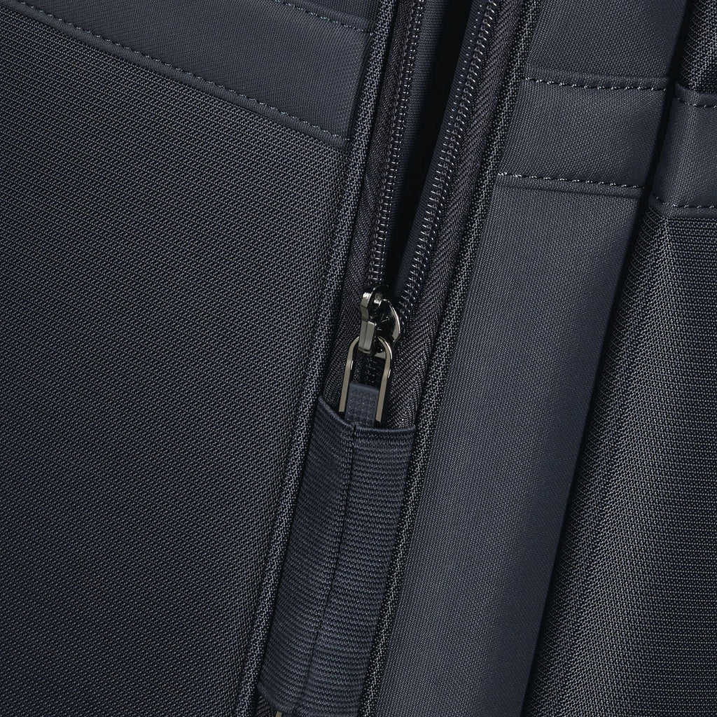 Samsonite Airea Spinner Medium Expandable Softside Luggage