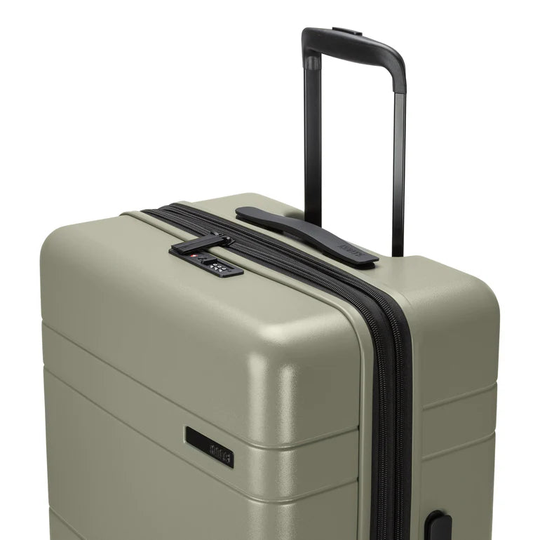 Roots Travel Spinner Medium Expandable Luggage - Sage Green