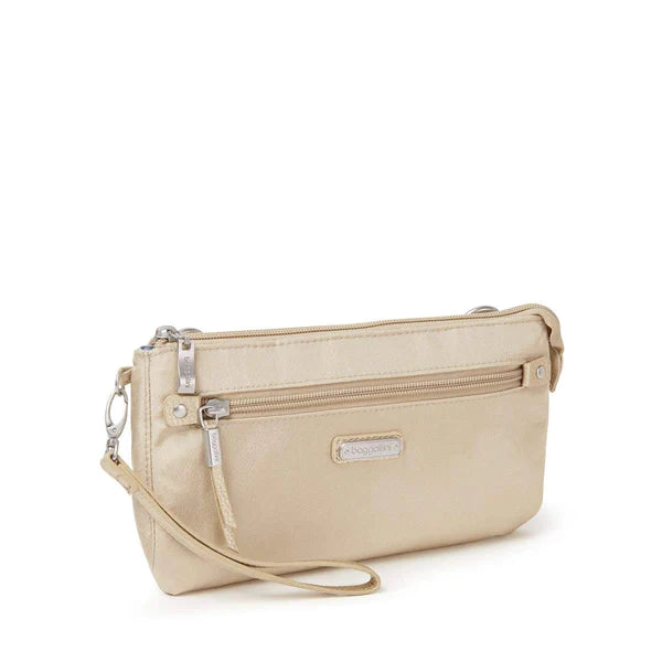 Baggallini RFID Transit Bagg