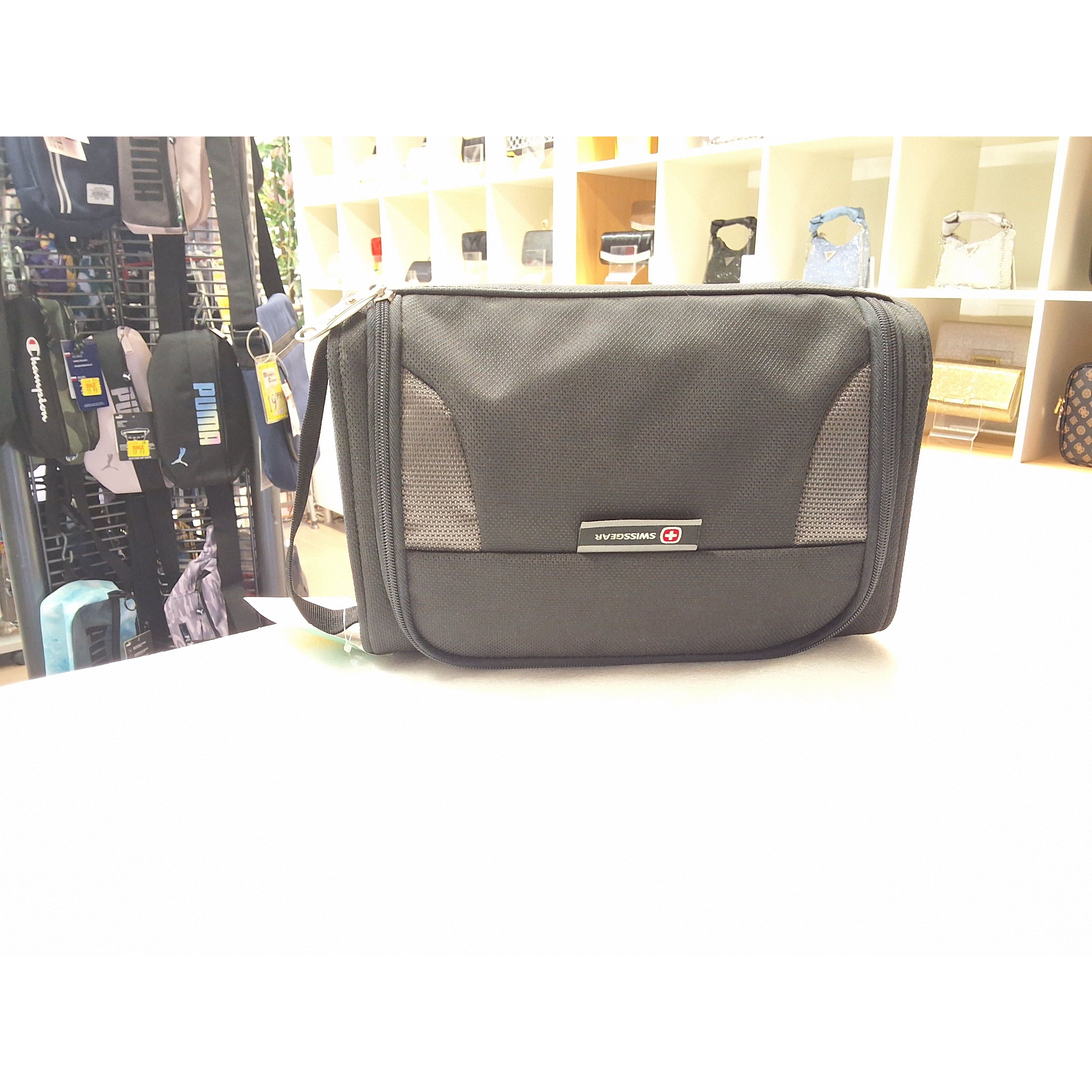 swiss gear toilettry bag - black