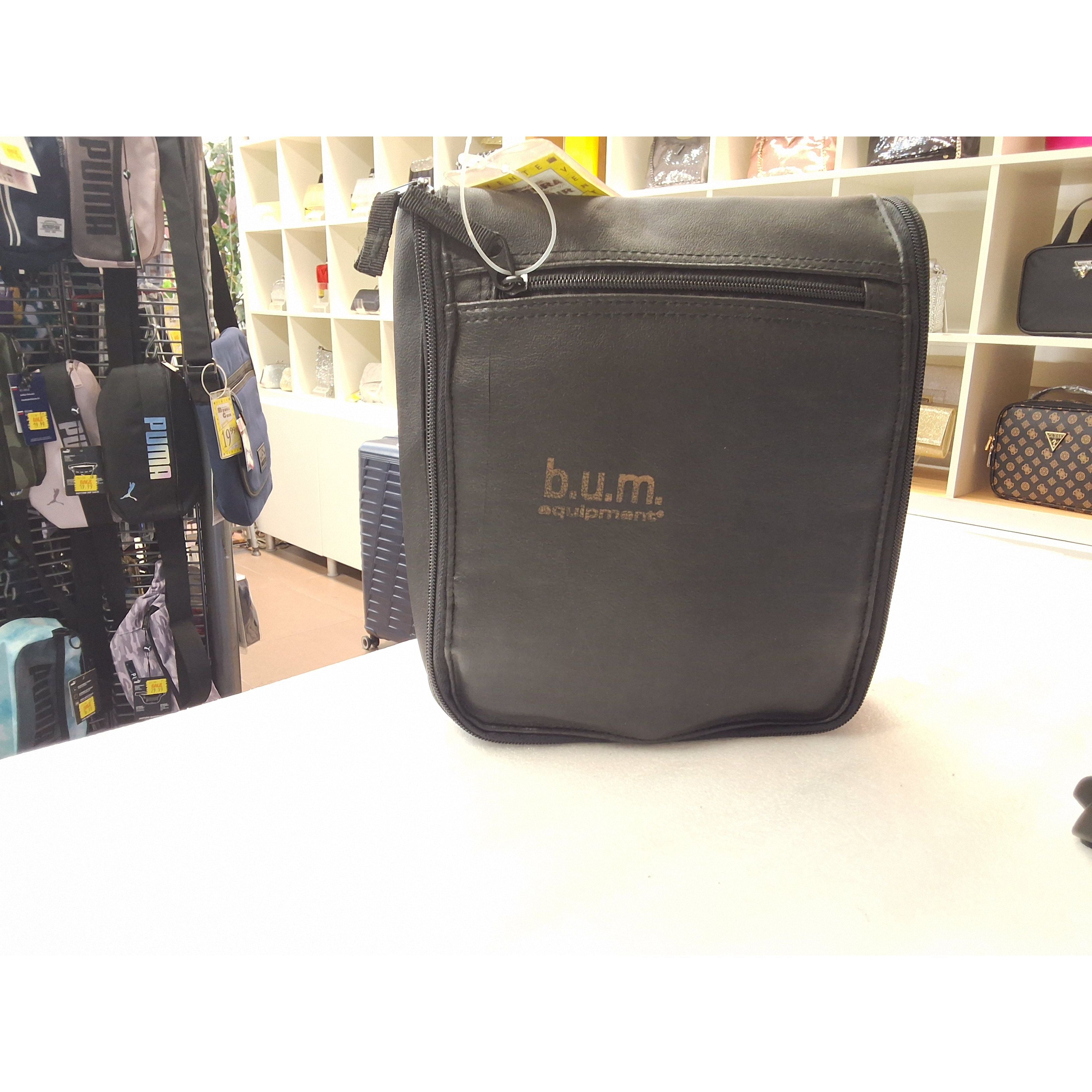 b.u.m toilettry bag - Black