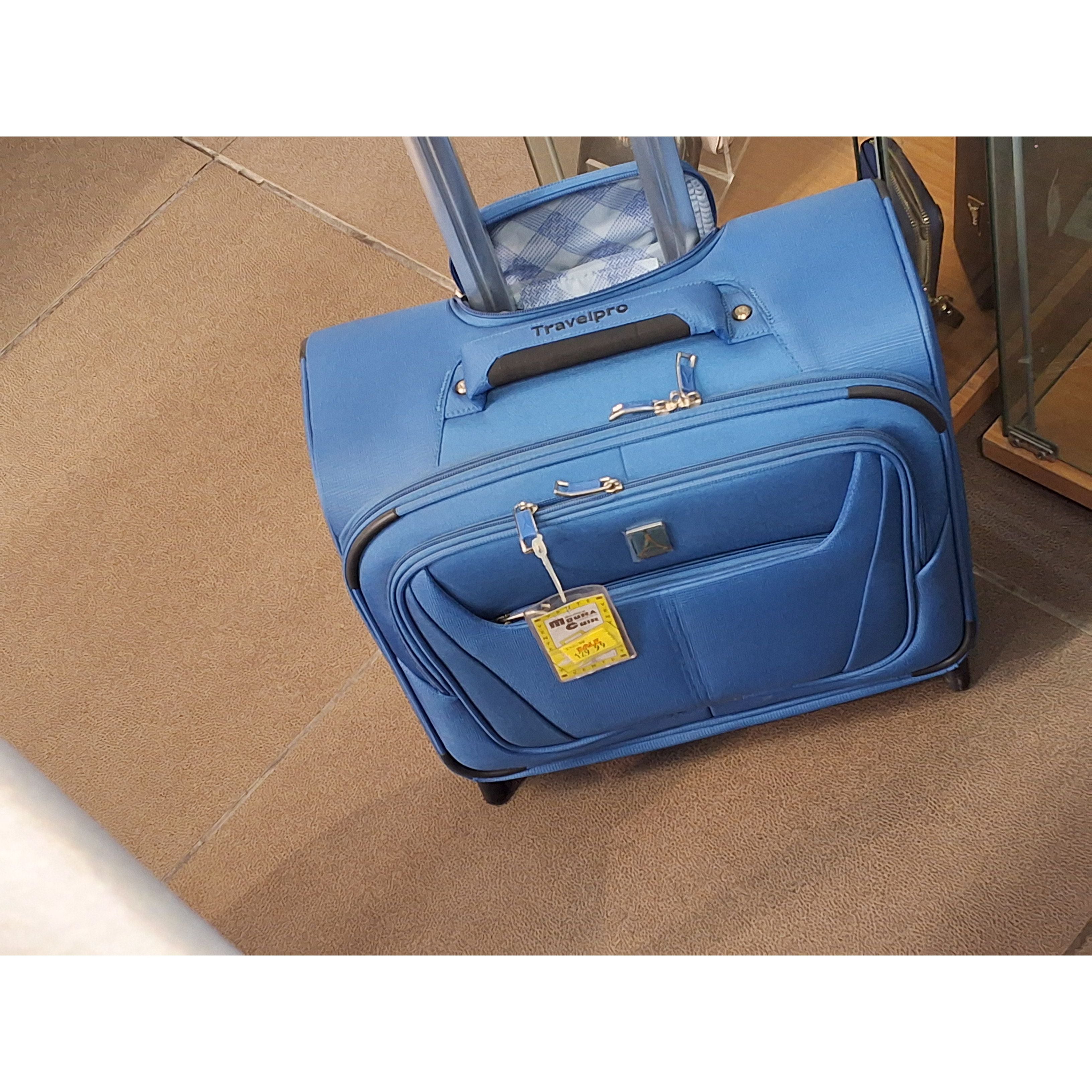 Travelpro business case - blue