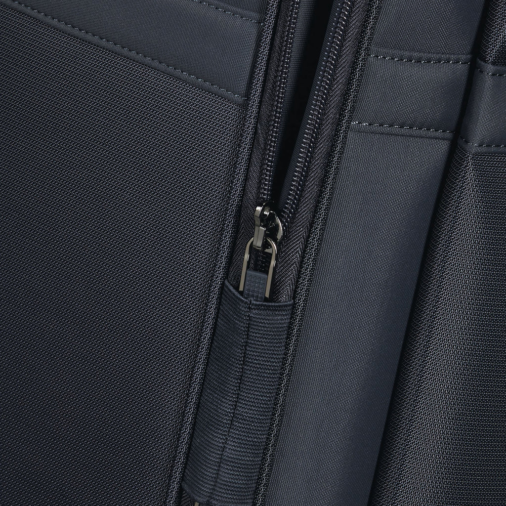 Samsonite Airea Spinner Large Expandable Softside Luggage